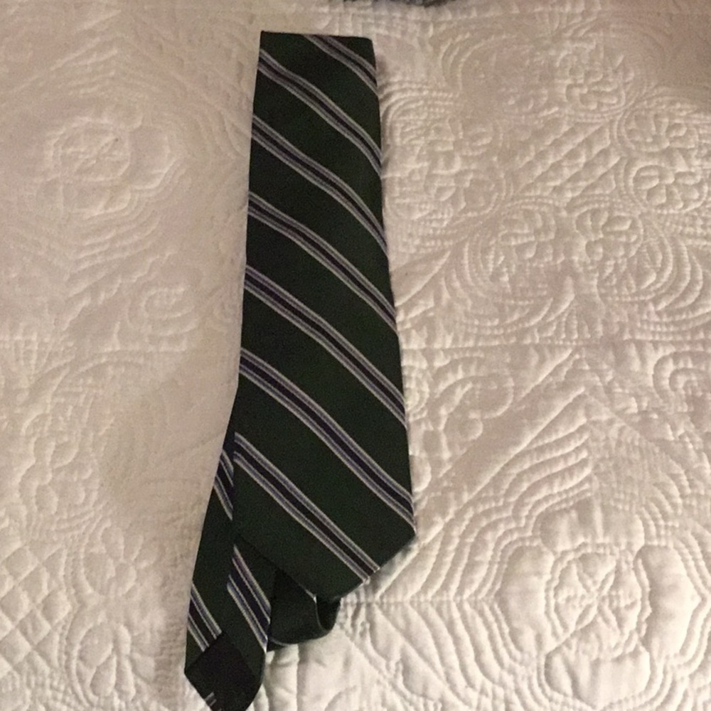Brooks Brother “346” Tie— 3’ wide 58’ long.